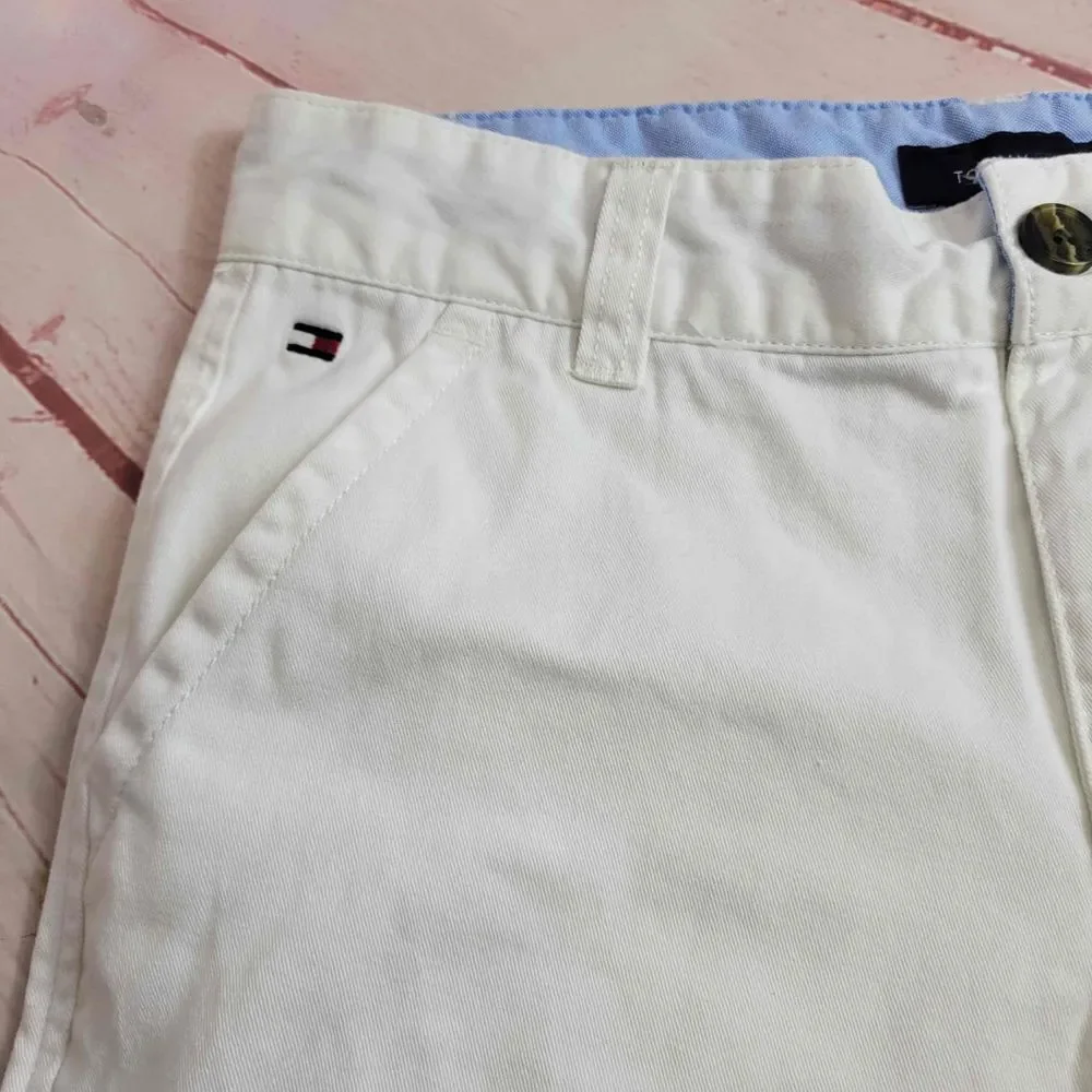 Tommy Hilfiger Bermuda shorts 16